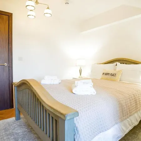 Ocean Breeze 4 Bedroom With Sea Views Near Ballyshannon