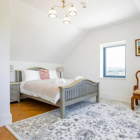 Ocean Breeze 4 Bedroom With Sea Views Near Appartement