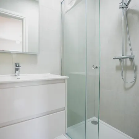 Appartement Ocean Breeze 4 Bedroom With Sea Views Near *